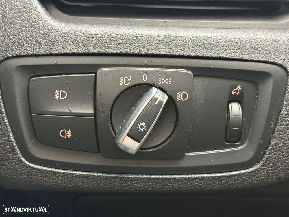 BMW X1 18 i sDrive Auto - 29