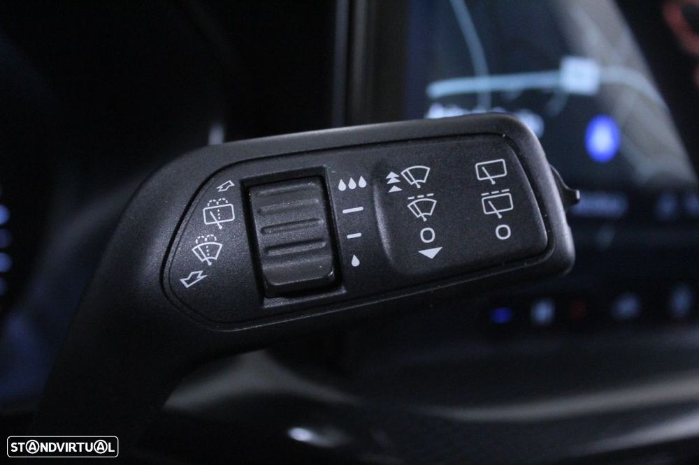 Ford Focus 1.0 EcoBoost MHEV ST-Line - 25