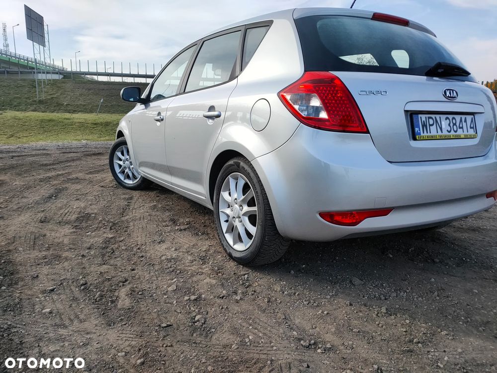 Kia Ceed 1.4 CVVT Attract - 7