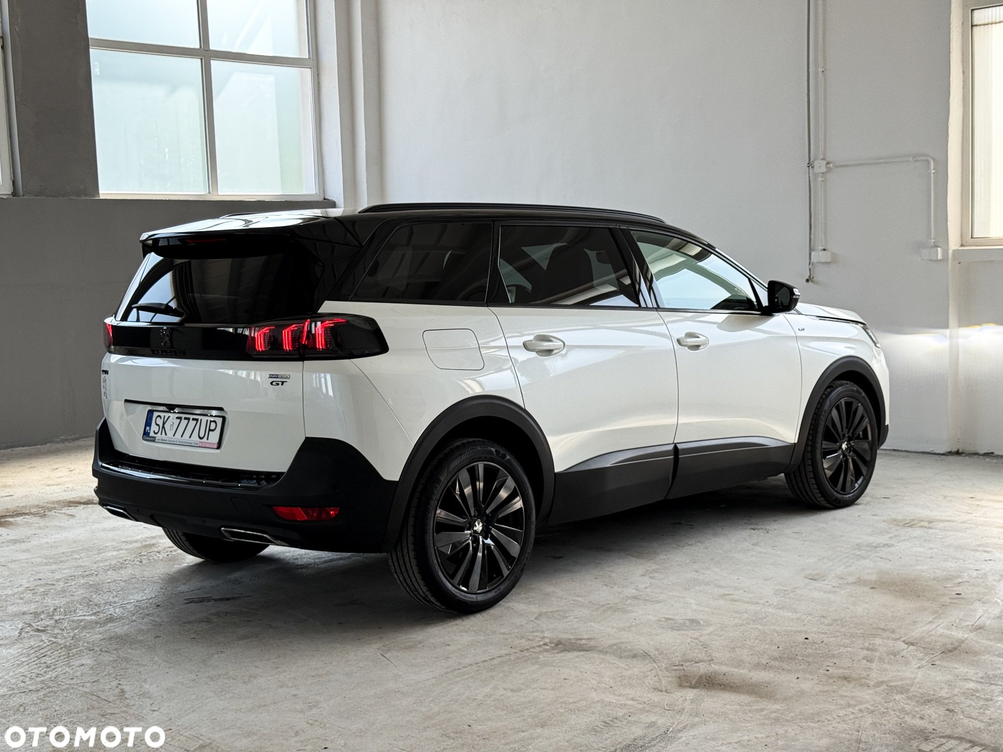 Peugeot 5008 1.6 PureTech GT S&S EAT8 - 32