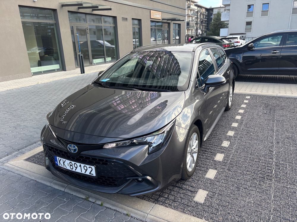 Toyota Corolla 1.8 Hybrid Comfort - 39