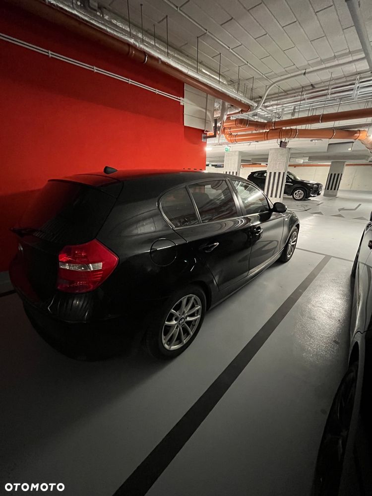 BMW Seria 1 116d DPF - 10