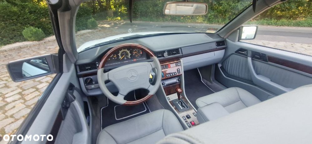 Mercedes-Benz Klasa E - 13