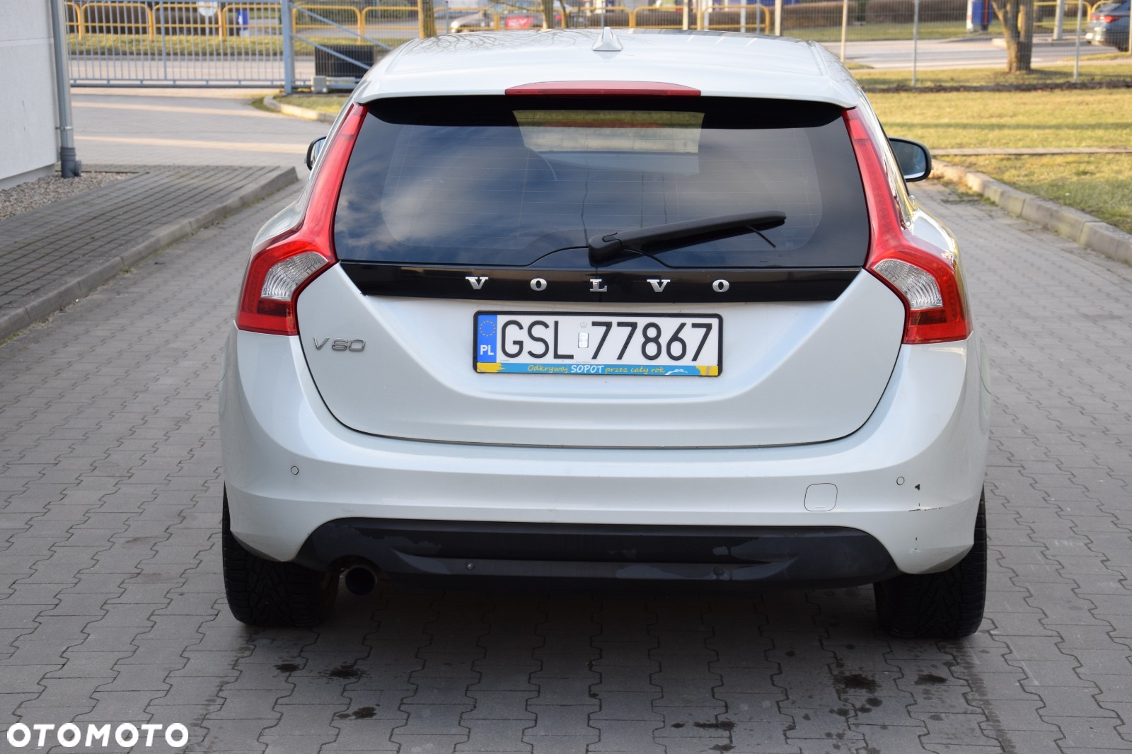 Volvo V60 D4 - 3
