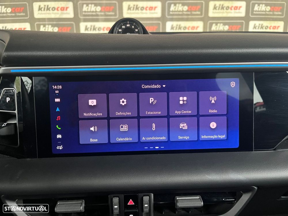 Porsche Macan Electric 4 - 39