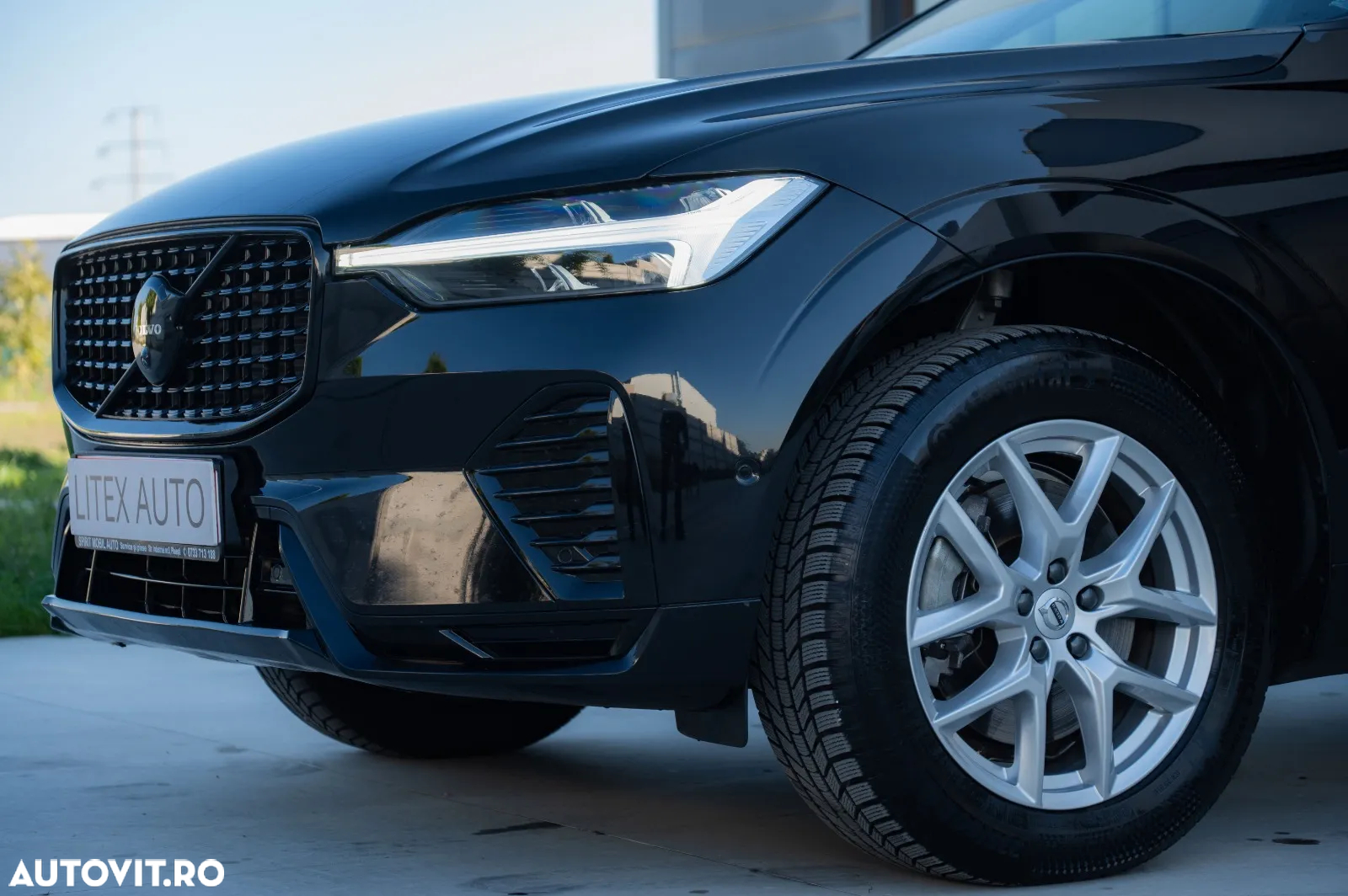 Volvo XC 60 B5 B AWD Plus Black Edition - 7