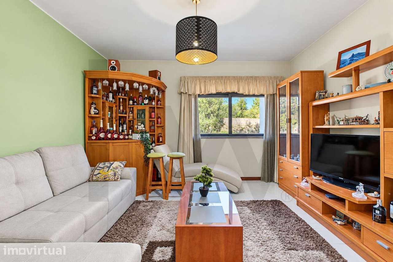Apartamento T2+1 Renovado com terraço, jardim e garagem | Barcelos - Grande imagem: 4/30
