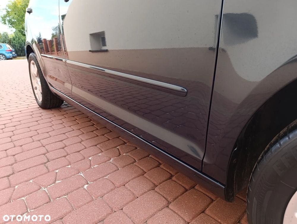 Volkswagen Golf Plus - 16
