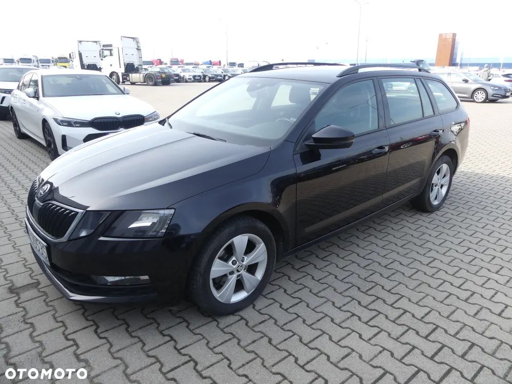 Skoda Octavia - 1
