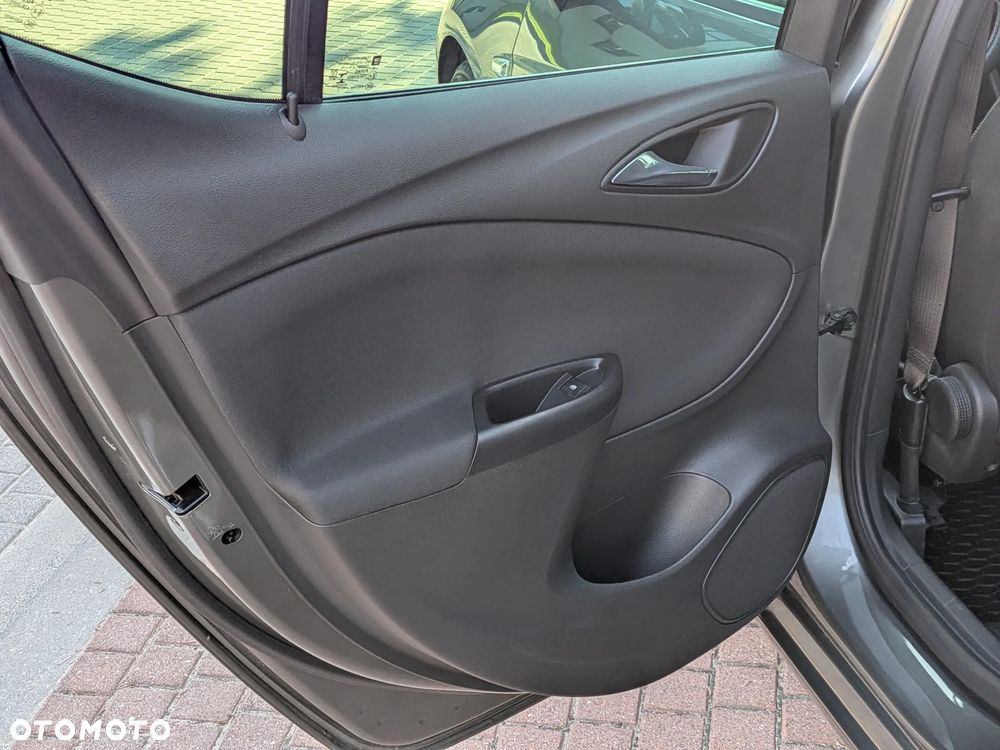 Opel Astra 1.4 T Dynamic S&S - 33