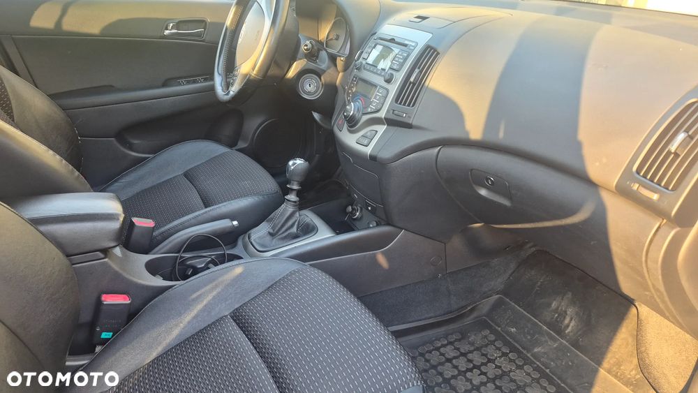 Hyundai i30 - 17