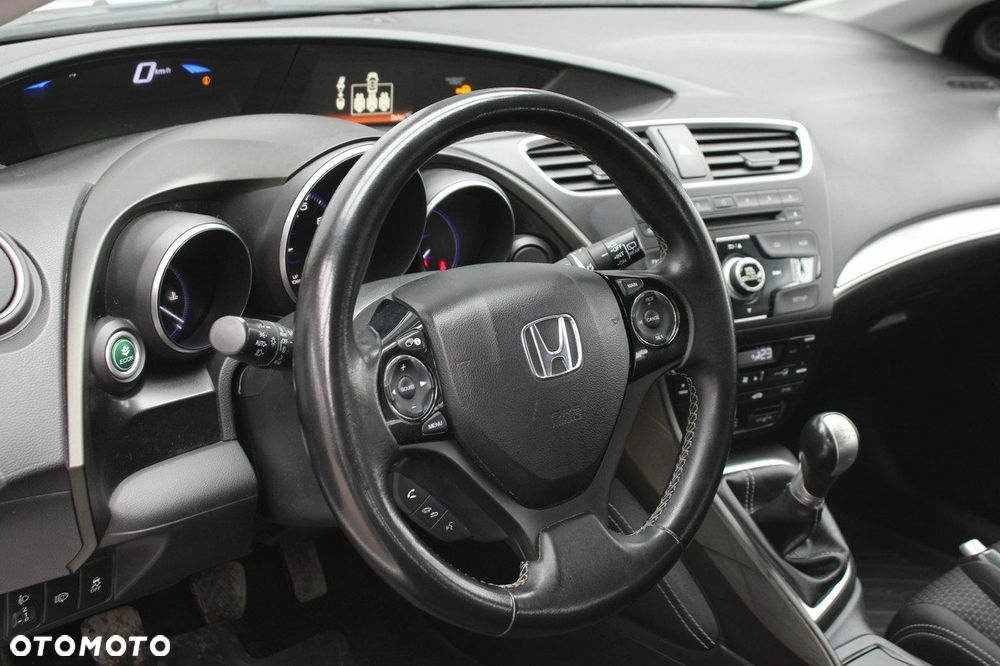 Honda Civic 1.8 Elegance - 22