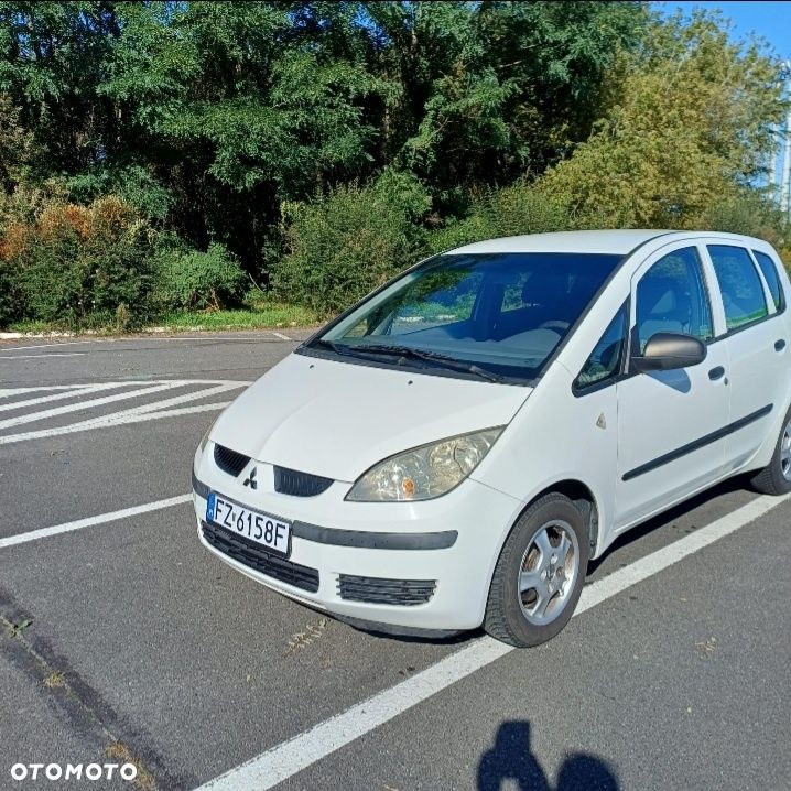 Mitsubishi Colt - 2
