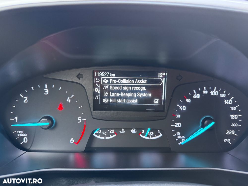 Ford Focus 1.5 EcoBlue Connected - 9