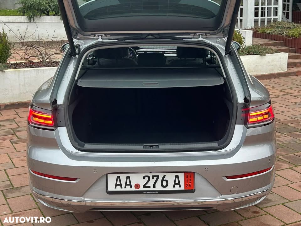 Volkswagen Passat Variant 2.0 TDI SCR DSG Elegance - 17