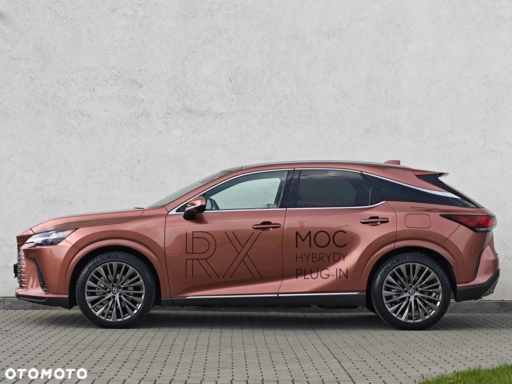 Lexus RX 450h+ Omotenashi - 8