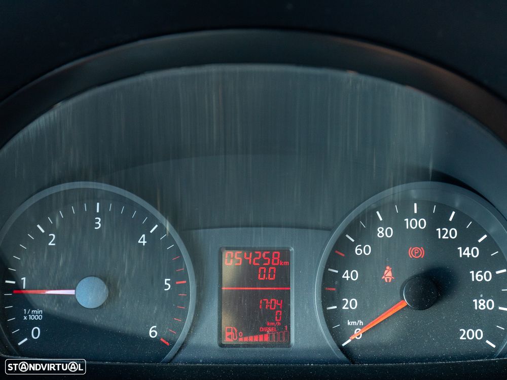 VW Crafter 35 2.0 TDI L3H3 Médio TA 7L - 8