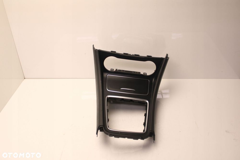 TUNEL ŚRODKOWY RAMA POPIELNICZKA MERCEDES-BENZ A KLASA W176 A1766804400 - 1