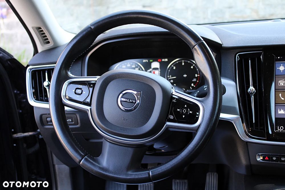 Volvo S90 - 19