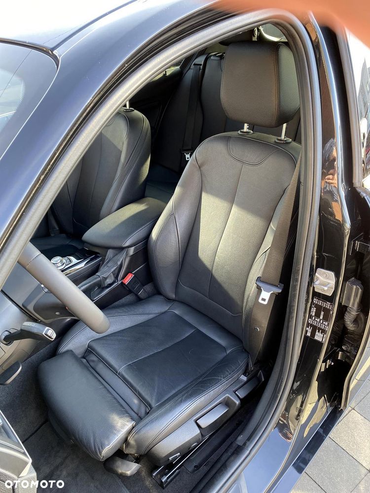 BMW Seria 1 120d M Sport - 26
