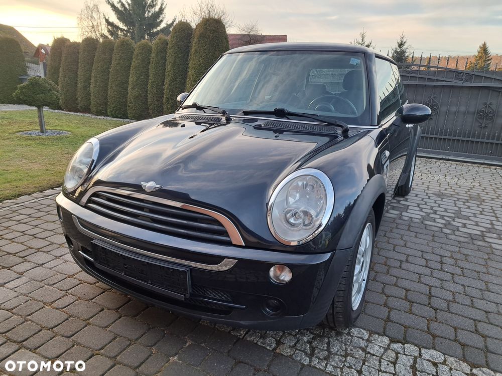 MINI ONE Seven - 15