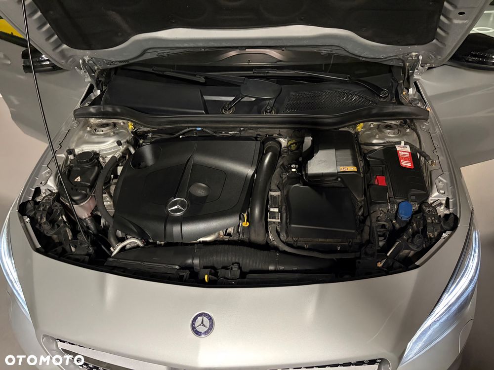 Mercedes-Benz CLA - 11