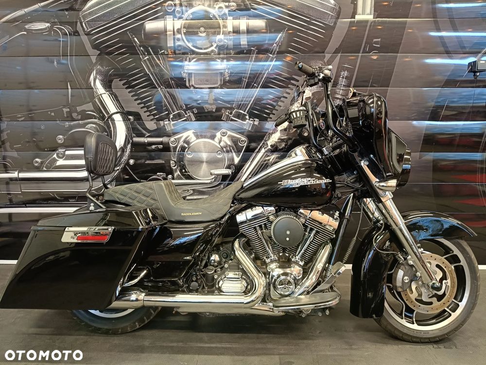 Harley-Davidson Touring Street Glide - 34