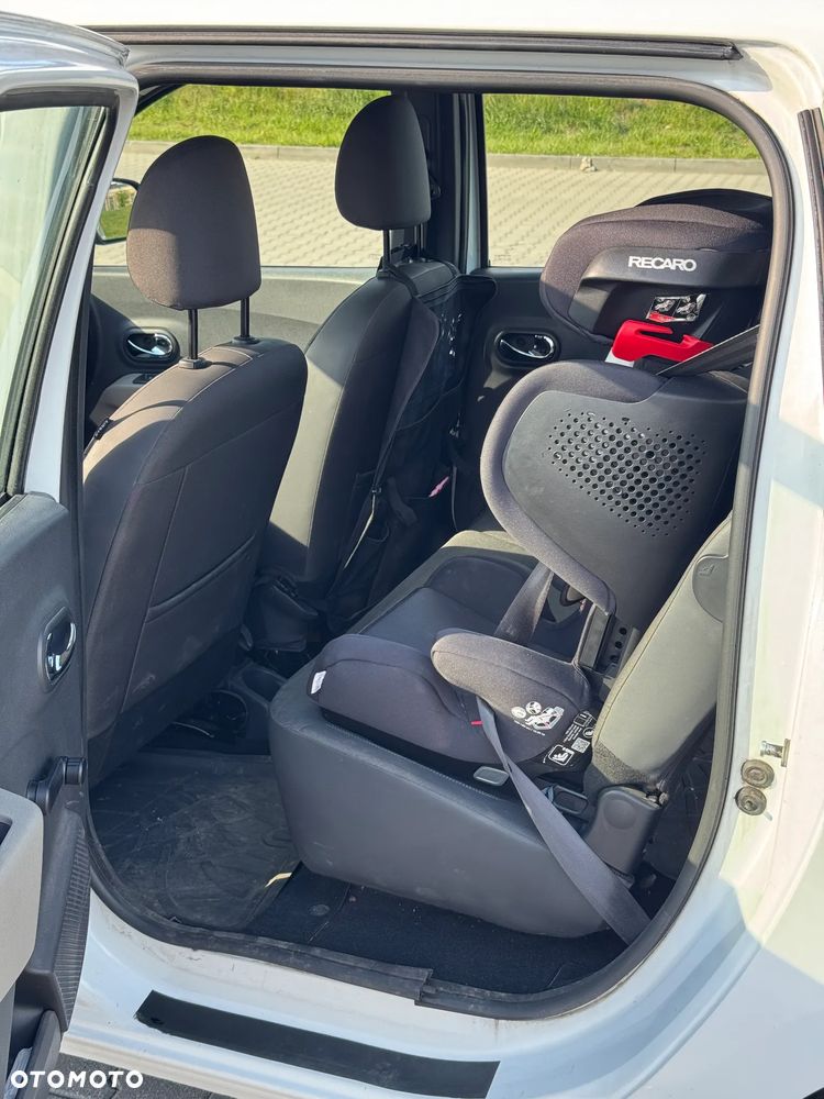 Dacia Lodgy 1.6 Laureate - 16