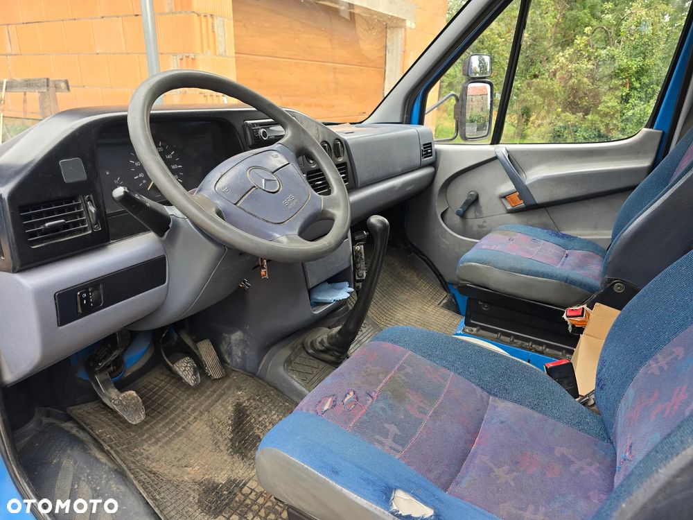 Mercedes-Benz Sprinter - 8