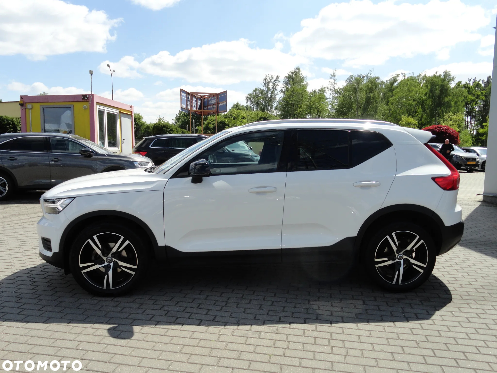Volvo XC 40 D3 SCR Momentum Core - 5