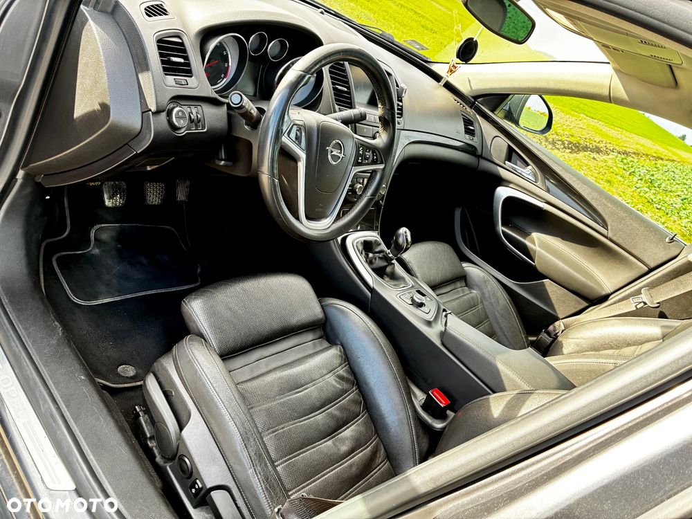 Opel Insignia 2.0 CDTI Cosmo - 11