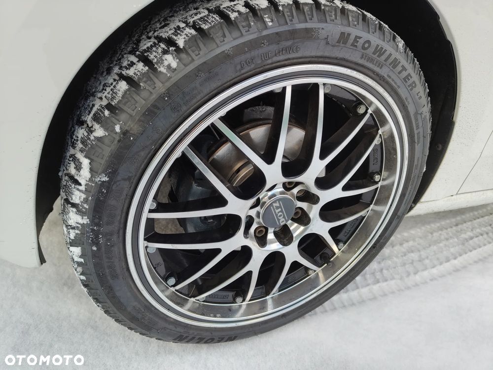 Volkswagen up! 1.0 move - 21