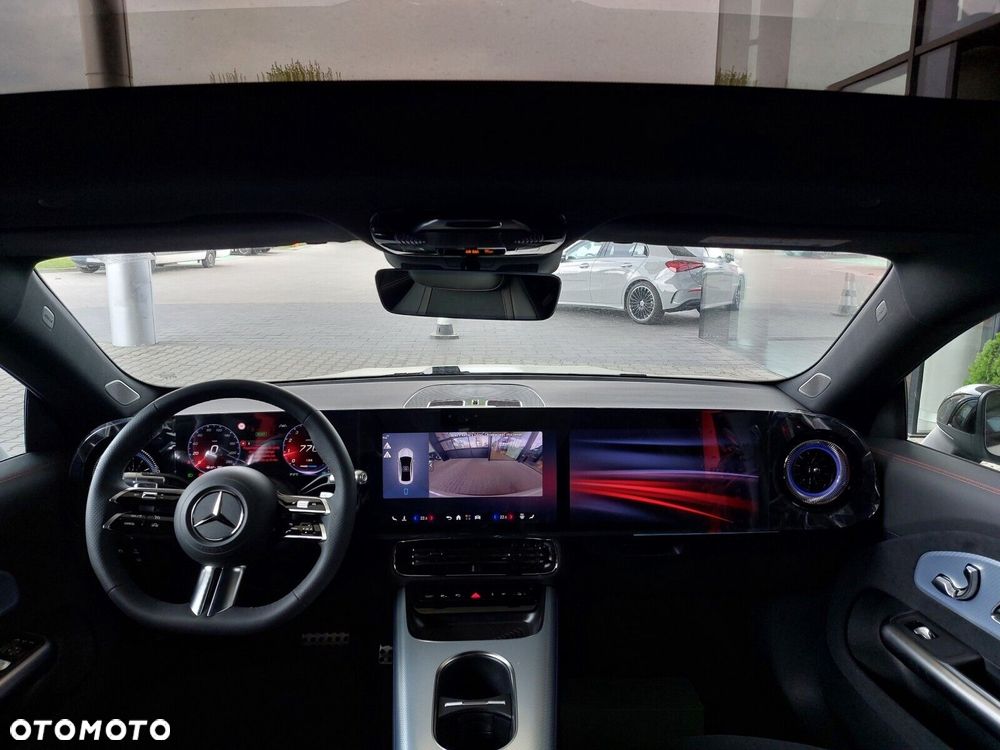 Mercedes-Benz CLA - 10