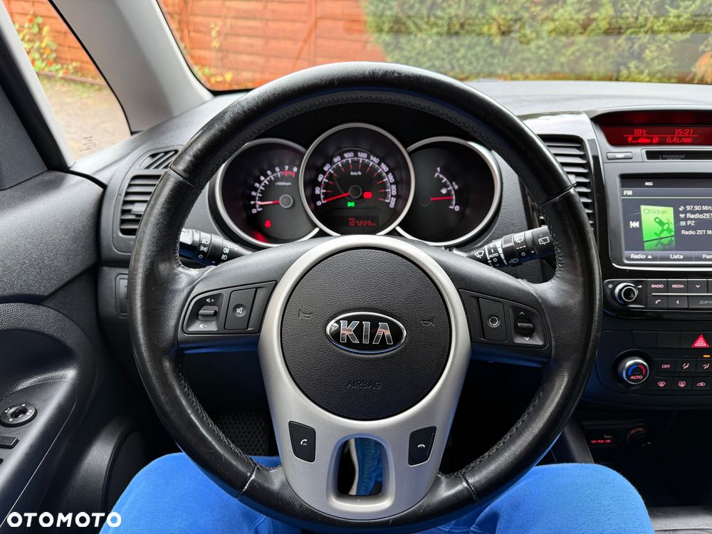 Kia Venga 1.6 Business Line - 15