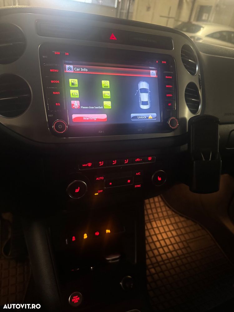 Volkswagen Tiguan - 9