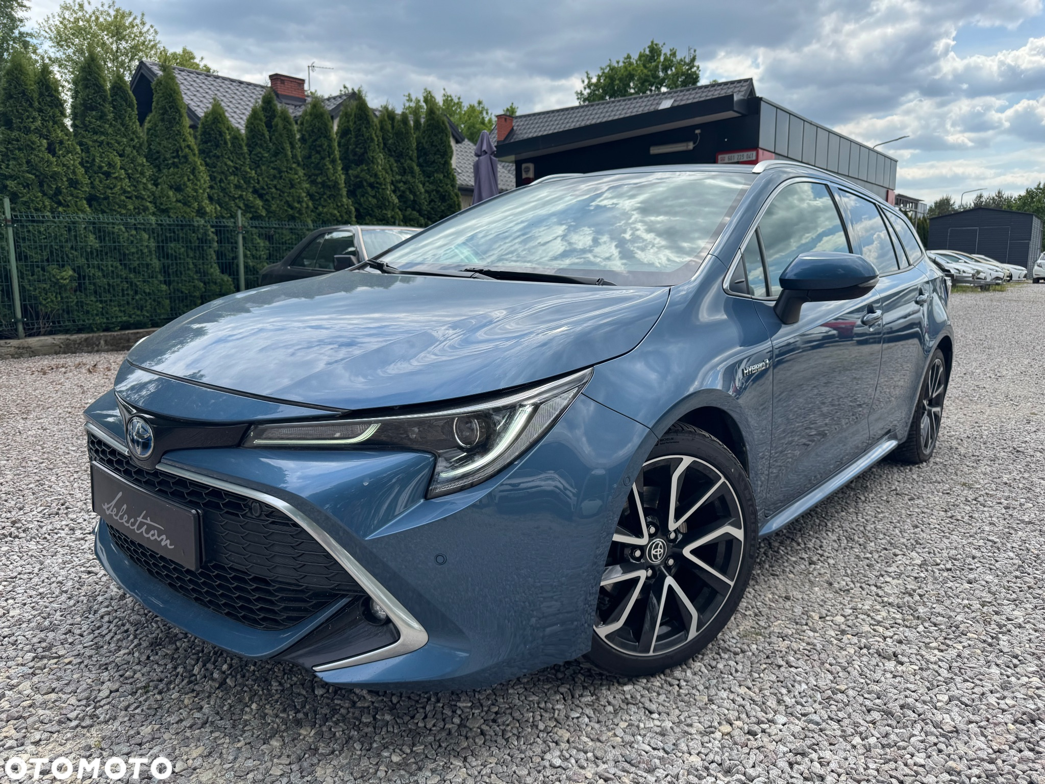 Toyota Corolla 2.0 Hybrid Executive - 2