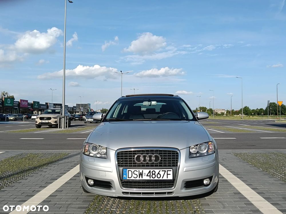 Audi A3 Sportback 2.0 TFSI Attraction - 2