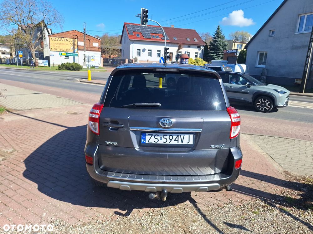 Toyota RAV4 2.2 D-4D 4x4 Comfort - 9