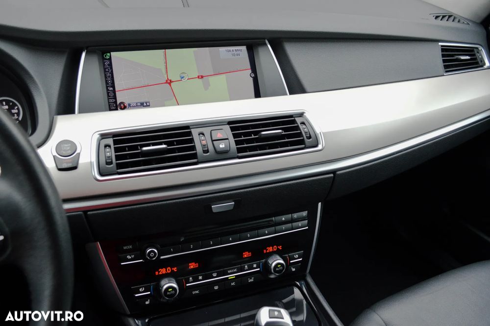 BMW Seria 5 520d Gran Turismo Aut. Luxury Line - 9