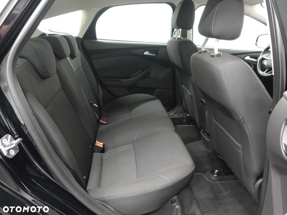 Ford Focus 1.0 EcoBoost 99g Titanium - 23