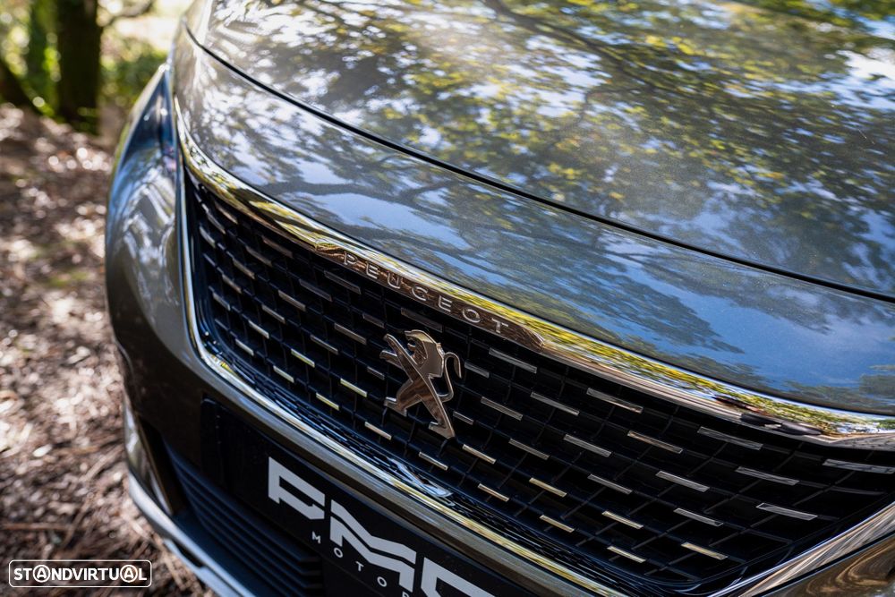 Peugeot 3008 1.6 Hybrid Allure e-EAT8 - 31