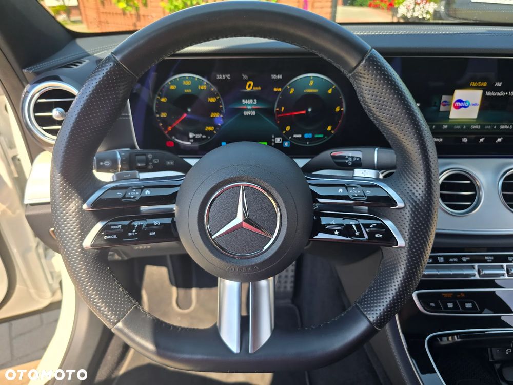 Mercedes-Benz Klasa E - 28