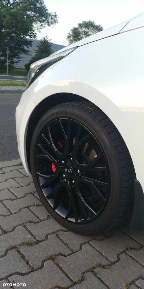 Kia Ceed 1.6 GDI L - 25