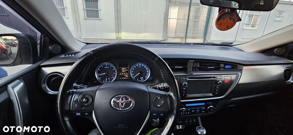 Toyota Auris 1.6 Valvematic Executive - 13