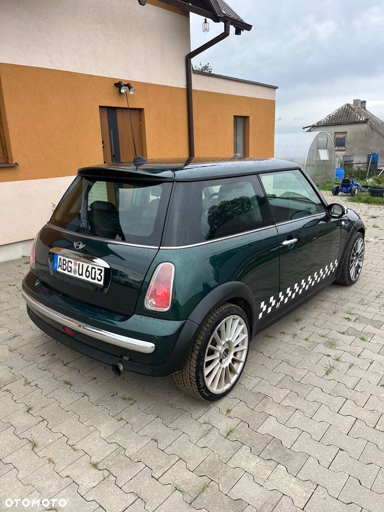 MINI ONE D - 8