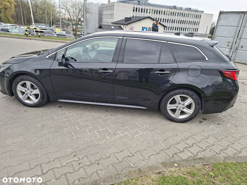 Toyota Corolla 1.8 Hybrid Style - 3