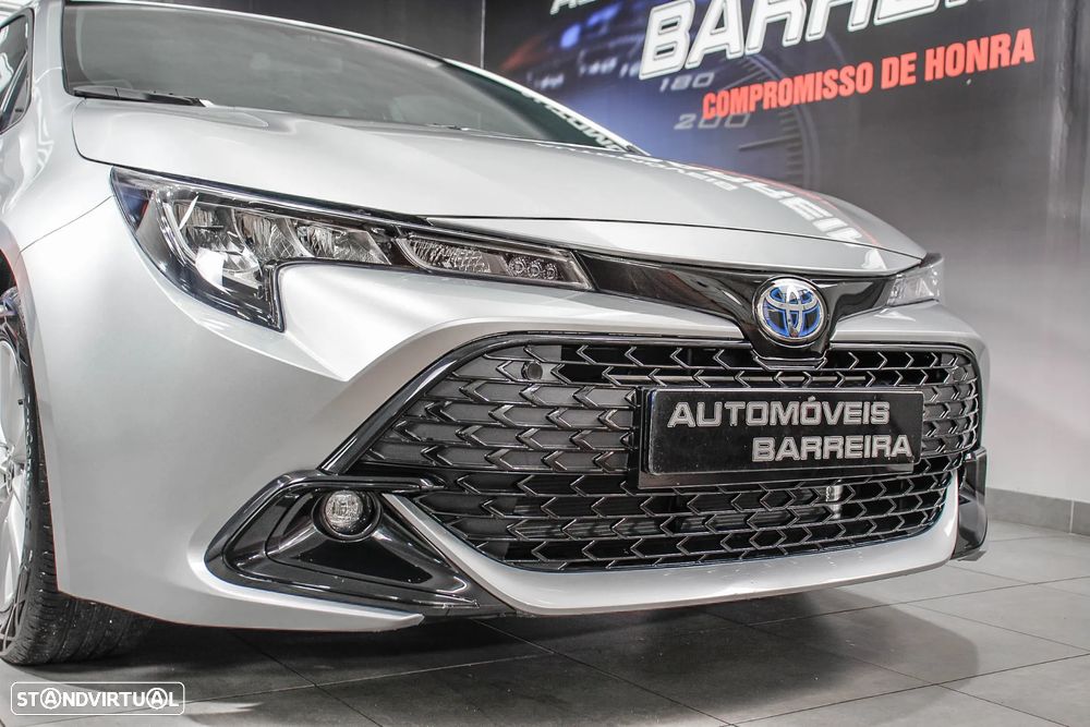 Toyota Corolla 1.8 Hybrid Comfort - 24