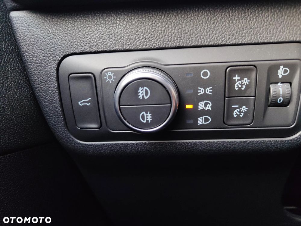 Ford Kuga 1.5 EcoBoost FWD ST-Line ASS MMT6 - 24