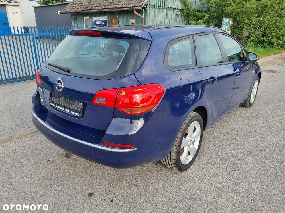 Opel Astra 1.6 ECOFLEX Start/Stop 150 Jahre - 9