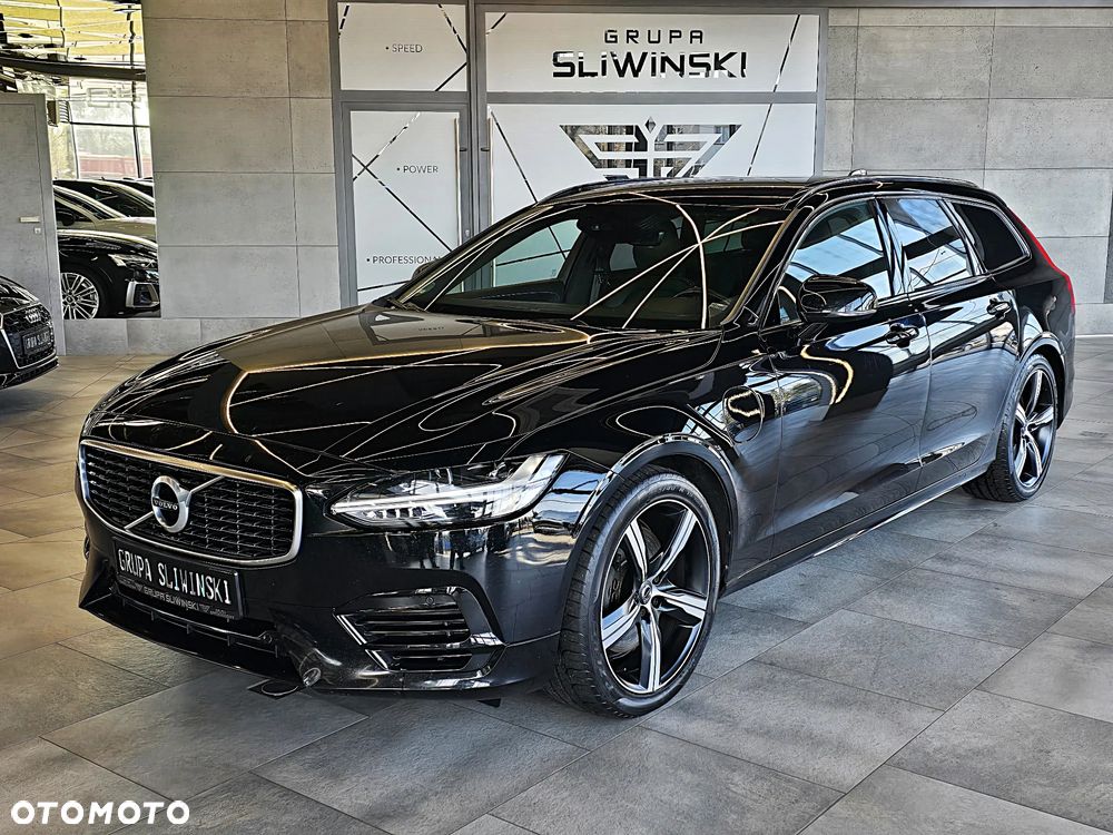 Volvo V90 T8 AWD Plug-In Hybrid R-Design - 3